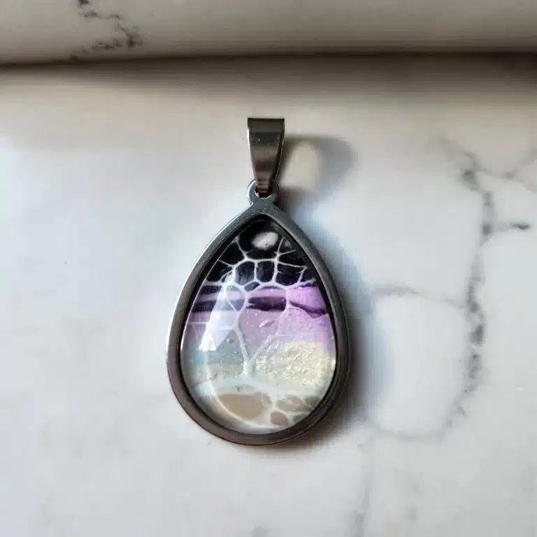 Hand Painted Pendant Necklace - 064