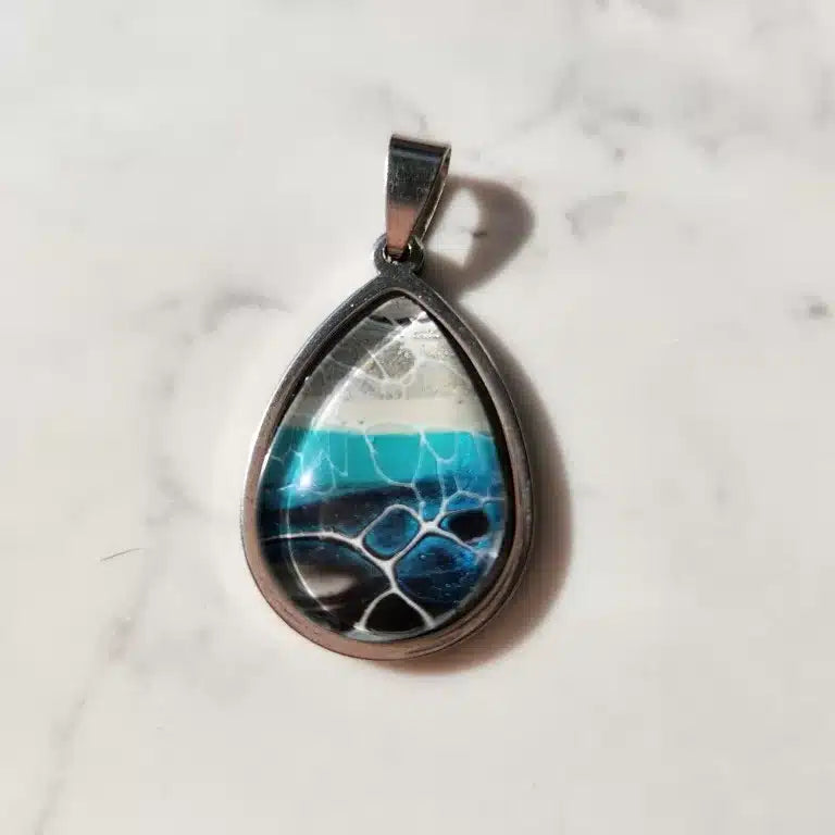 Hand Painted Pendant Necklace - 063