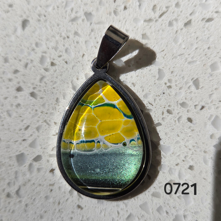 Hand Painted Pendant (Teardrop) - 0721